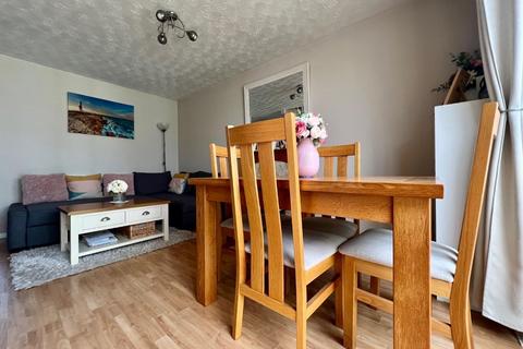 2 bedroom terraced house for sale, Severn Drive, Berkeley