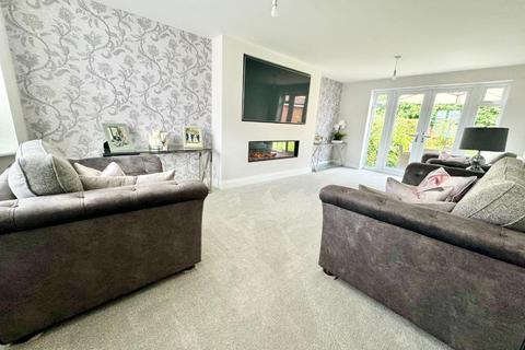 4 bedroom detached house for sale, Kilvington Grove, Nunthorpe, Middlesbrough