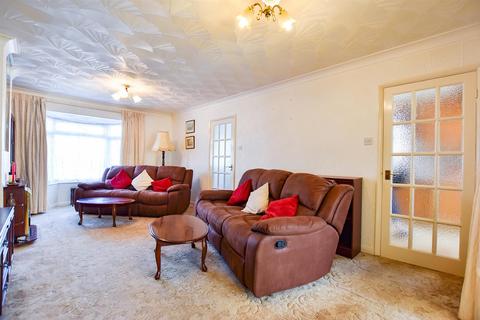 3 bedroom semi-detached house for sale, Ash Close, Aylesford