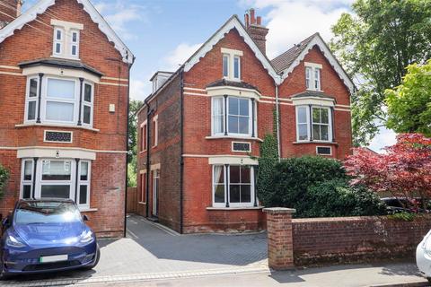 5 bedroom semi-detached house for sale, Kings Road, Horsham