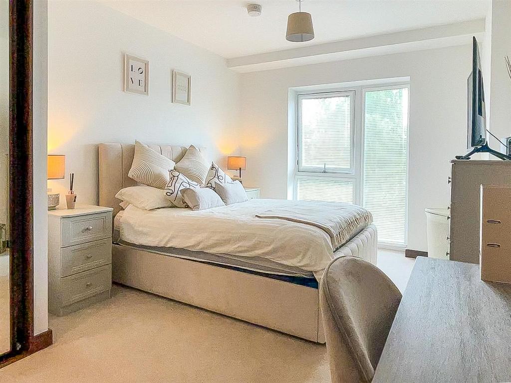 # Bedroom.jpg