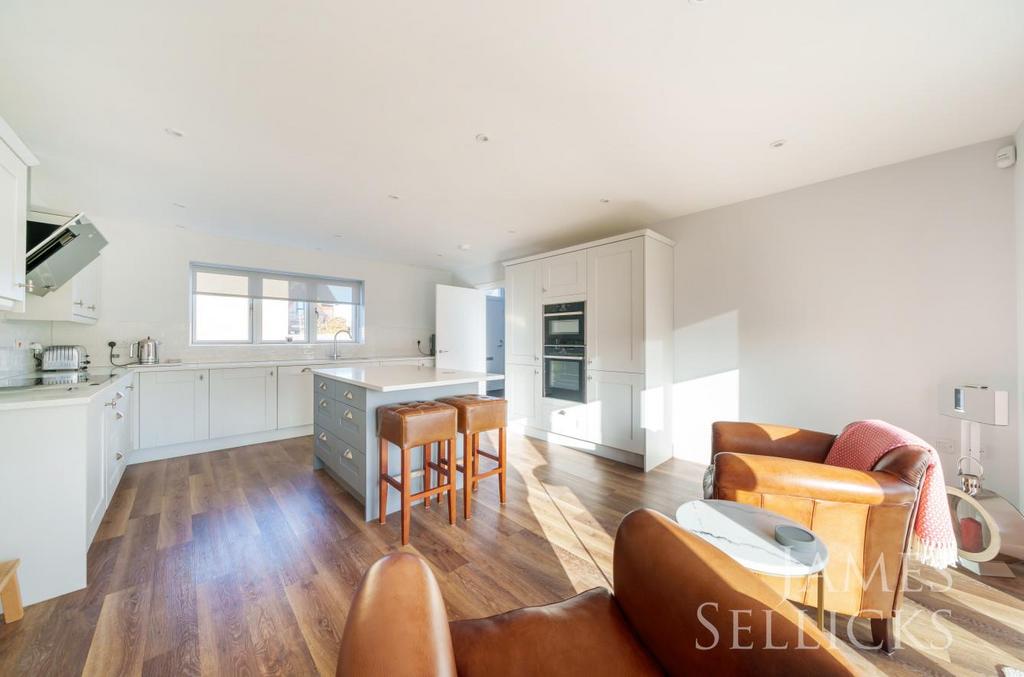 Open plan living kitchen