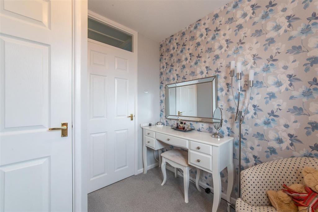 72 Oaklands View-4.jpg