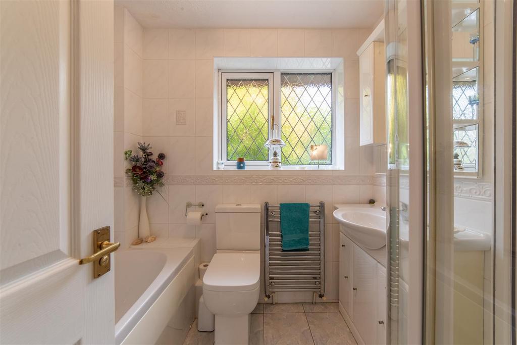 72 Oaklands View-7.jpg
