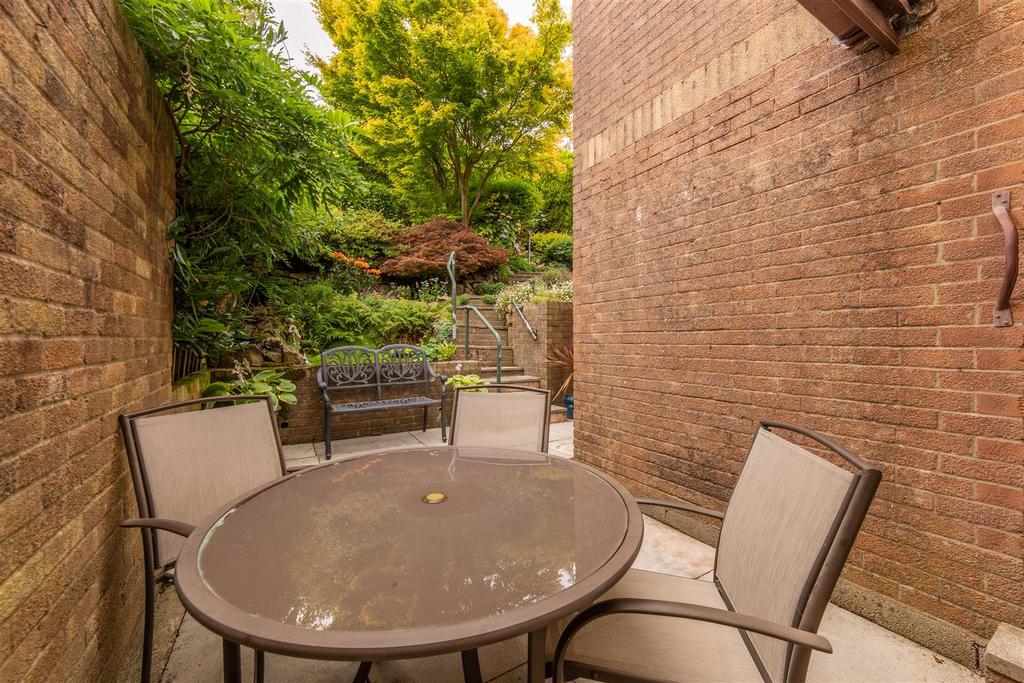 72 Oaklands View-19.jpg