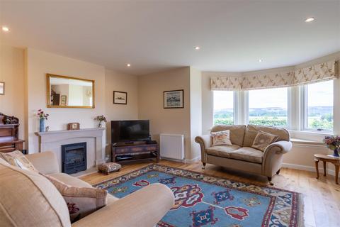 87 Elm Street, Errol, Perth, PH2 7SQ