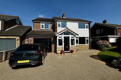 5 bedroom detached house for sale, Elmwood Avenue, Barwick In Elmet, Leeds