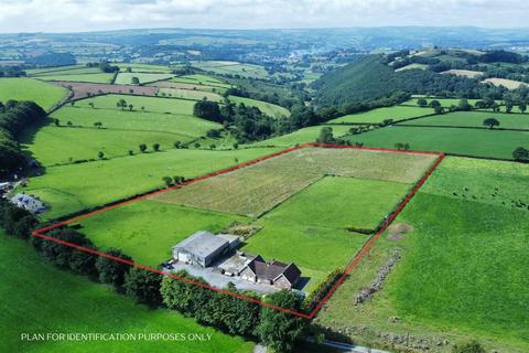 6 bedroom property with land for sale, Capel Dewi, Llandysul