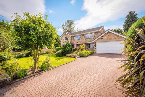 4 bedroom detached house for sale, The Fairway, Fixby, Huddersfield, HD2