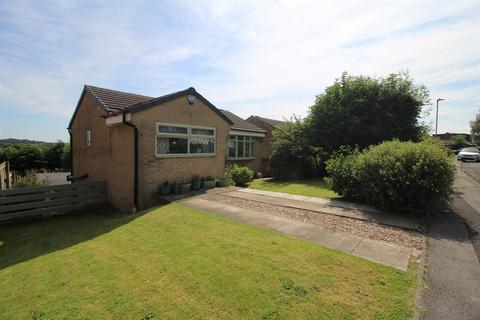 3 bedroom detached house for sale, Lichfield Mount, Bradford BD2