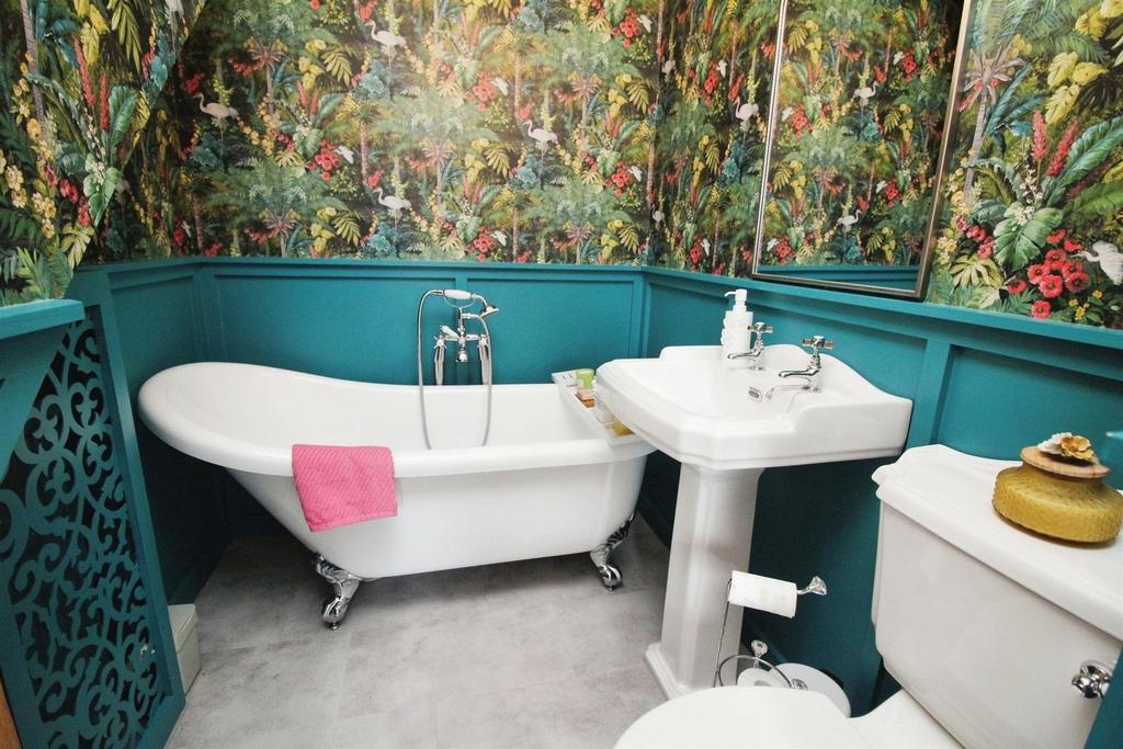 Downstairs Bathroom