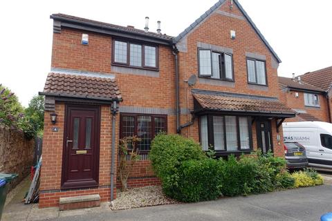 2 bedroom semi-detached house to rent, Church Way, Adwick-Le-Street, Doncaster