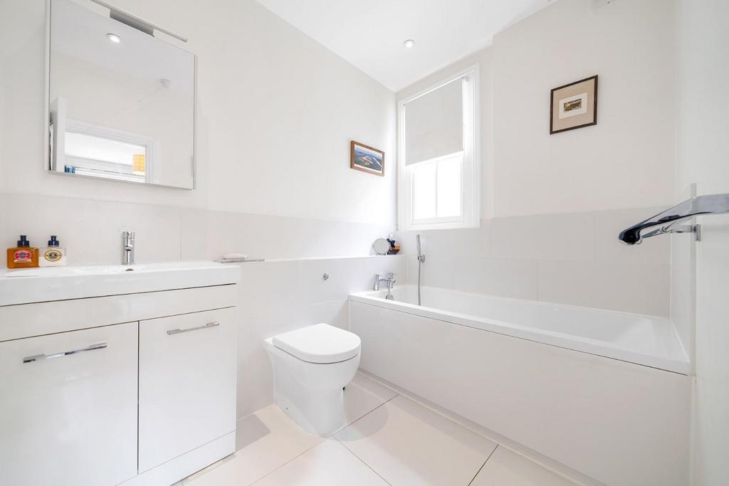 Ensuite.jpg