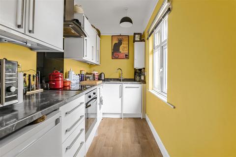 2 bedroom apartment for sale, Davigdor Road, Hove