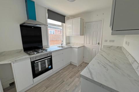 3 bedroom end of terrace house for sale, Avenue Road Extension, Clarendon Park, Leicester