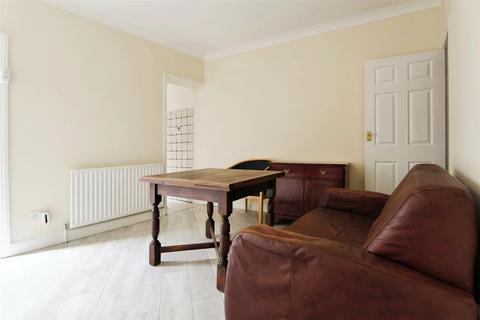 3 bedroom terraced house for sale, Hillside, Slough