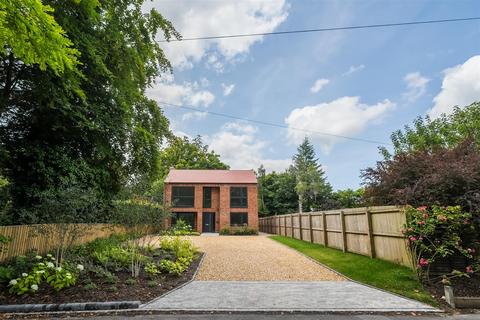 4 bedroom detached house for sale, The Fairway, Devizes