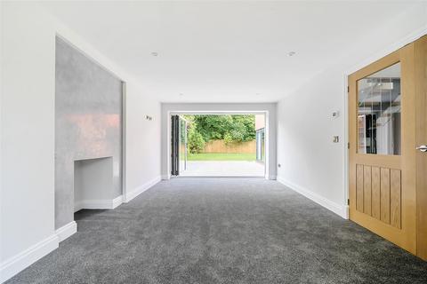 4 bedroom detached house for sale, The Fairway, Devizes