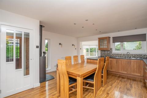 14 Brownlee Road, Law, Carluke, ML8 5JD
