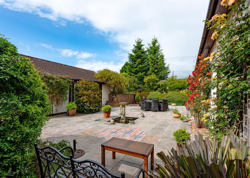 Plowden-garden6.jpg