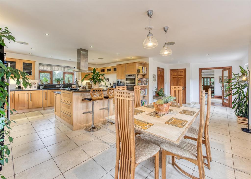 Plowden-kitchen5.jpg