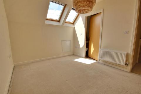 4 bedroom property for sale, Mill Dam Drive, Beverley
