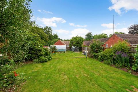 4 bedroom detached house for sale, 74 Habberley Road, Kidderminster