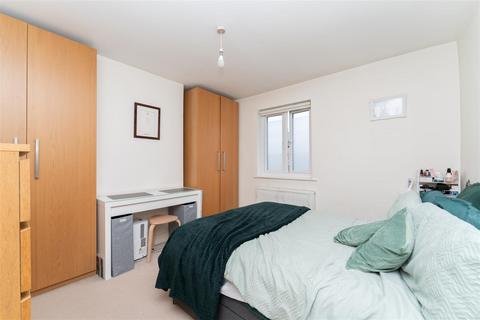 1 bedroom apartment for sale, Montague Road, Hanwell