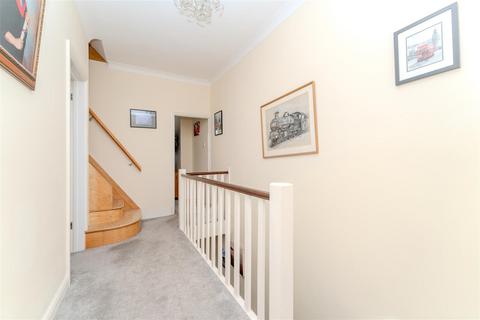 2 bedroom terraced house for sale, Tentelow Lane, Southall