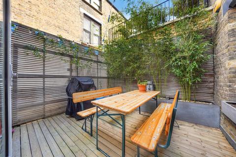 2 bedroom flat for sale, Wentworth Street, Spitalfields