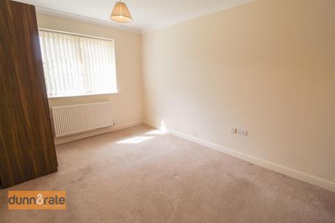 Delicia Brompton Drive, Stoke-on-trent, ST2 7JS