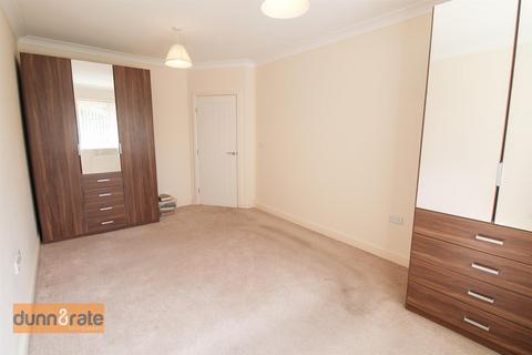 Delicia Brompton Drive, Stoke-on-trent, ST2 7JS