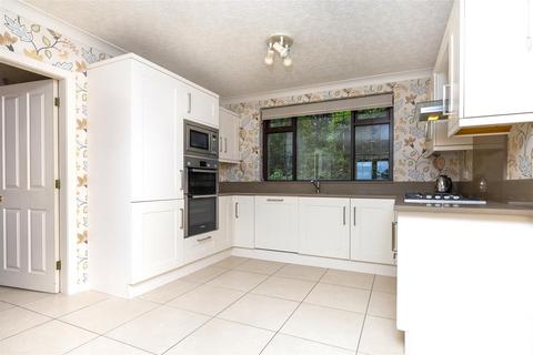 3 bedroom detached bungalow for sale, Hopton Lane, Mirfield