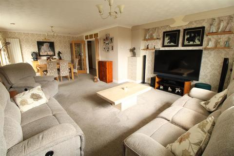 4 bedroom house for sale, The Fairway, Daventry