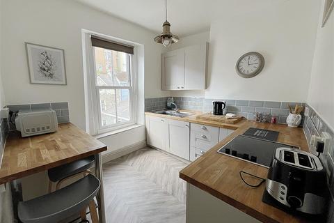 2 bedroom flat for sale, Victoria Road, Dartmouth