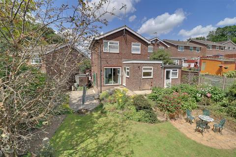 66 Millfields, Hucclecote, Gloucester, GL3 3NH