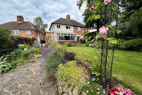 3 bedroom semi-detached house for sale, Shrublands Avenue, Oldbury, West Midlands