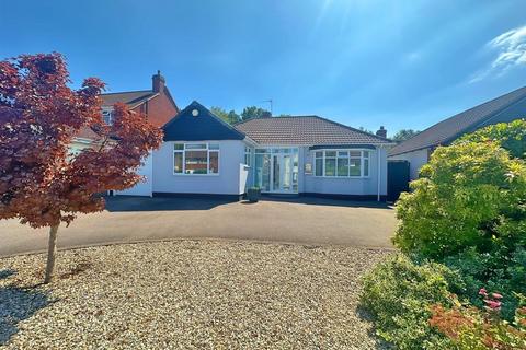 2 bedroom detached bungalow for sale, Streetly Crescent, Four Oaks, Sutton Coldfield