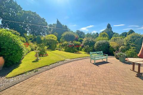 2 bedroom detached bungalow for sale, Streetly Crescent, Four Oaks, Sutton Coldfield