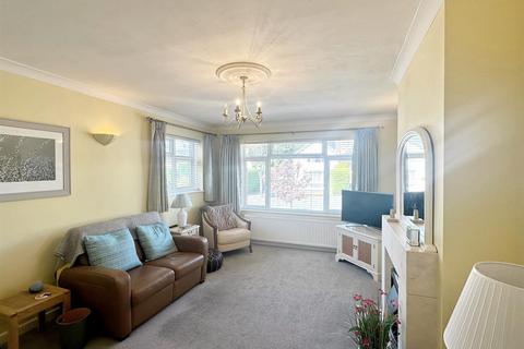 48 Streetly Crescent, Sutton Coldfield, B74 4PZ