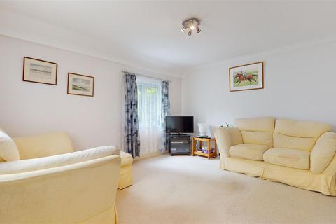 4 bedroom detached house for sale, Nicholas Mead, Great Linford, Milton Keynes