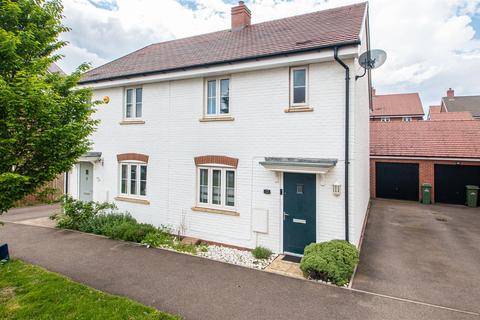 3 bedroom semi-detached house to rent, Bonaire Grange, Newton Leys