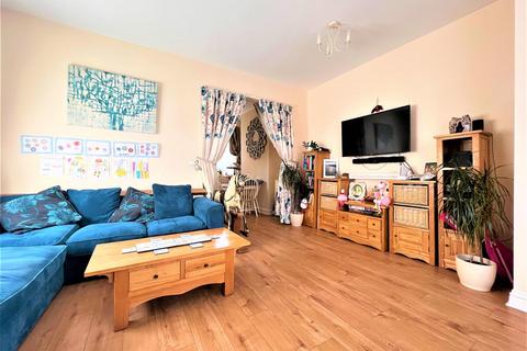 3 bedroom end of terrace house for sale, Reginald Road, Bexhill-On-Sea TN39