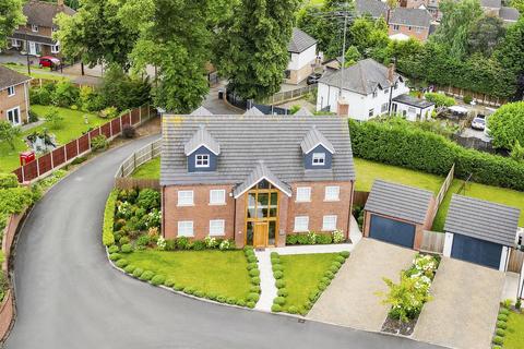 6 bedroom detached house for sale, Woodchurch Road, Arnold NG5