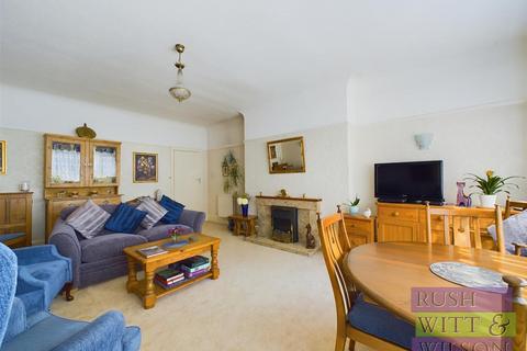 2 bedroom flat for sale, The Green, St. Leonards-On-Sea