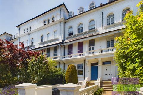 1 bedroom flat for sale, Markwick Terrace, St. Leonards-On-Sea