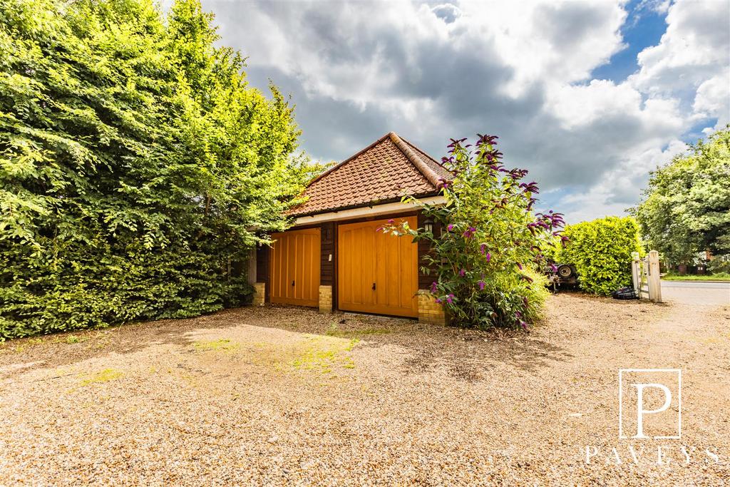 Detached double garage