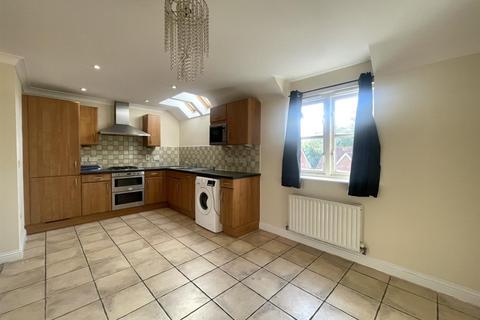 3 bedroom flat to rent, Woodall Close, Middleton, Milton Keynes