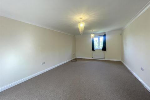 3 bedroom flat to rent, Woodall Close, Middleton, Milton Keynes