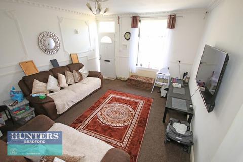 3 bedroom terraced house for sale, Wilmer Road, Heaton, Bradford, West Yorkshire, BD9 4RX